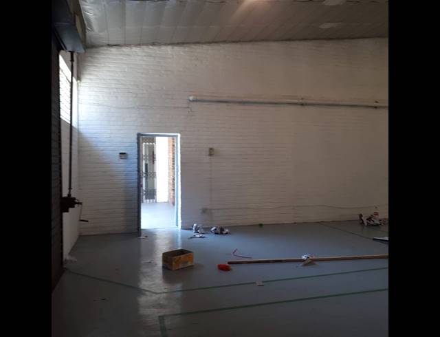 380M² WAREHOUSE TO LET IN NELSPRUIT CENTRAL
